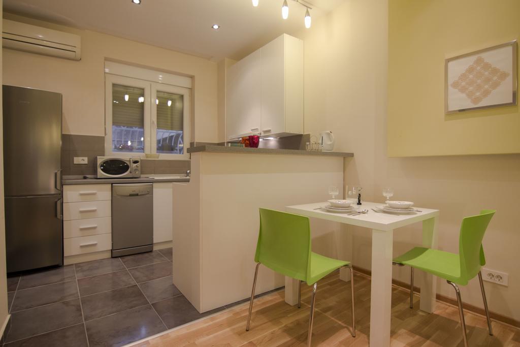Apartment Forest Belgrad Zimmer foto